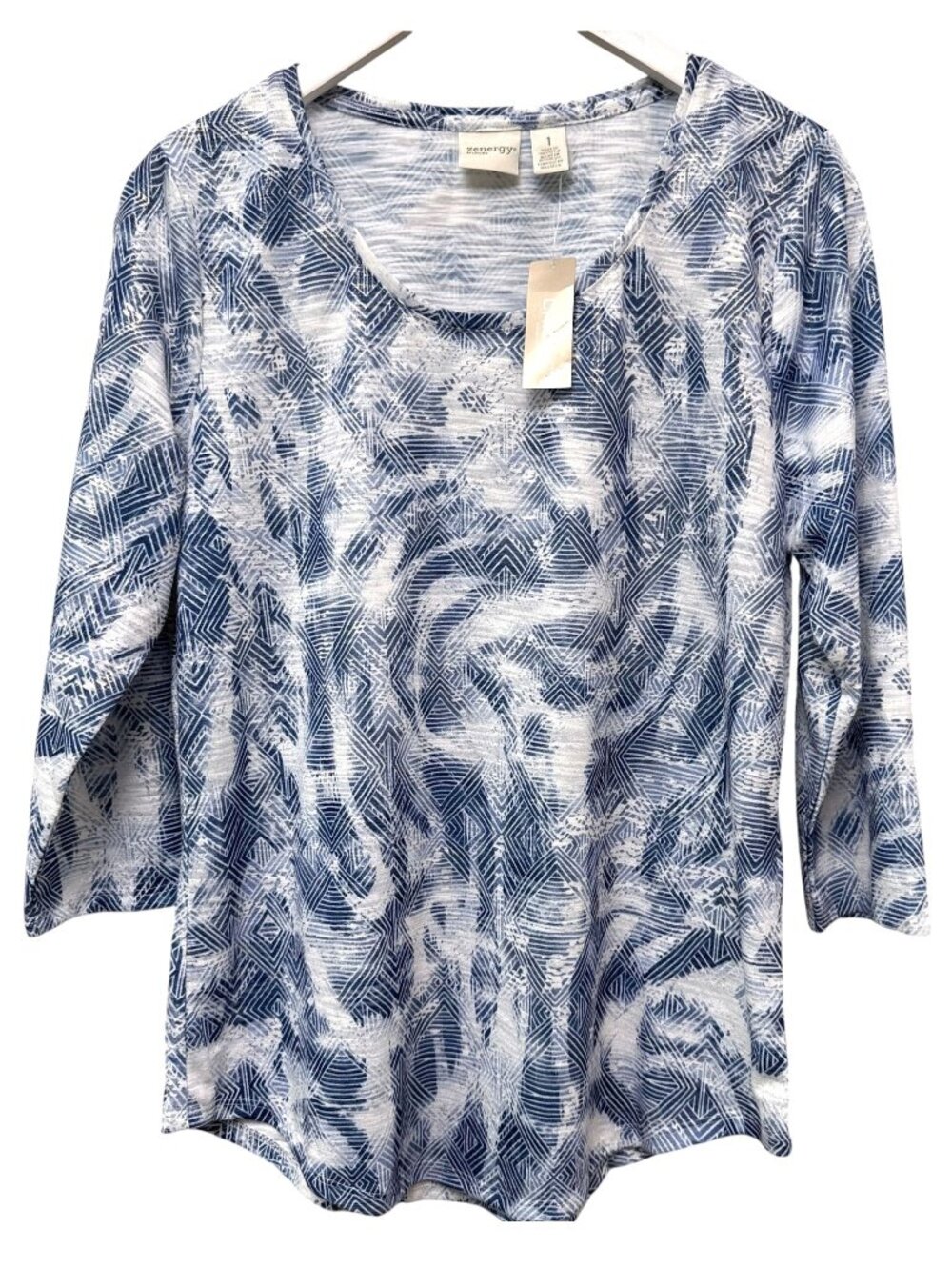 CHICOS Zenergy Geo Print Top Medium Blue Shimmer 3/4 Sleeve Tee NWT